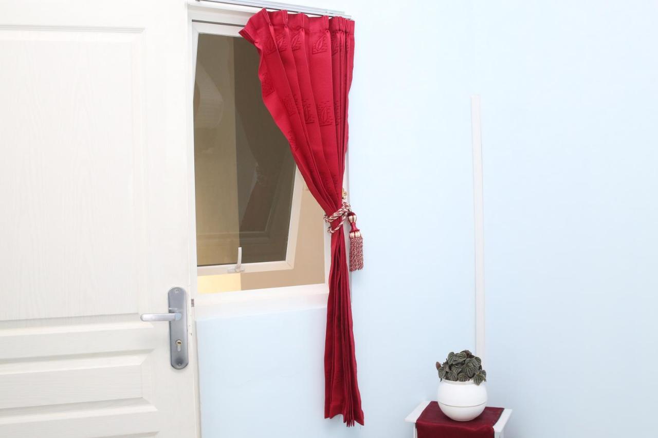 Reddoorz Syariah Near Suncity Mall Madiun Exteriör bild