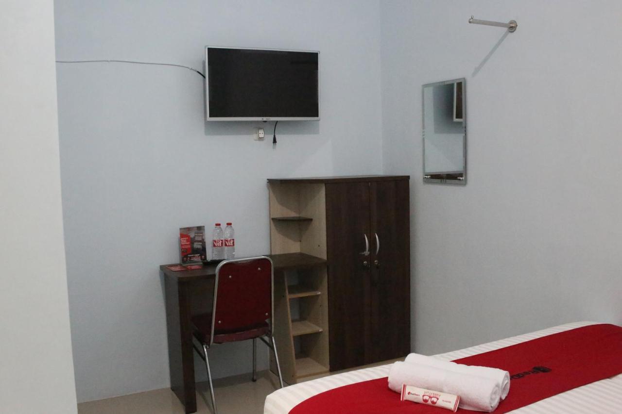 Reddoorz Syariah Near Suncity Mall Madiun Exteriör bild