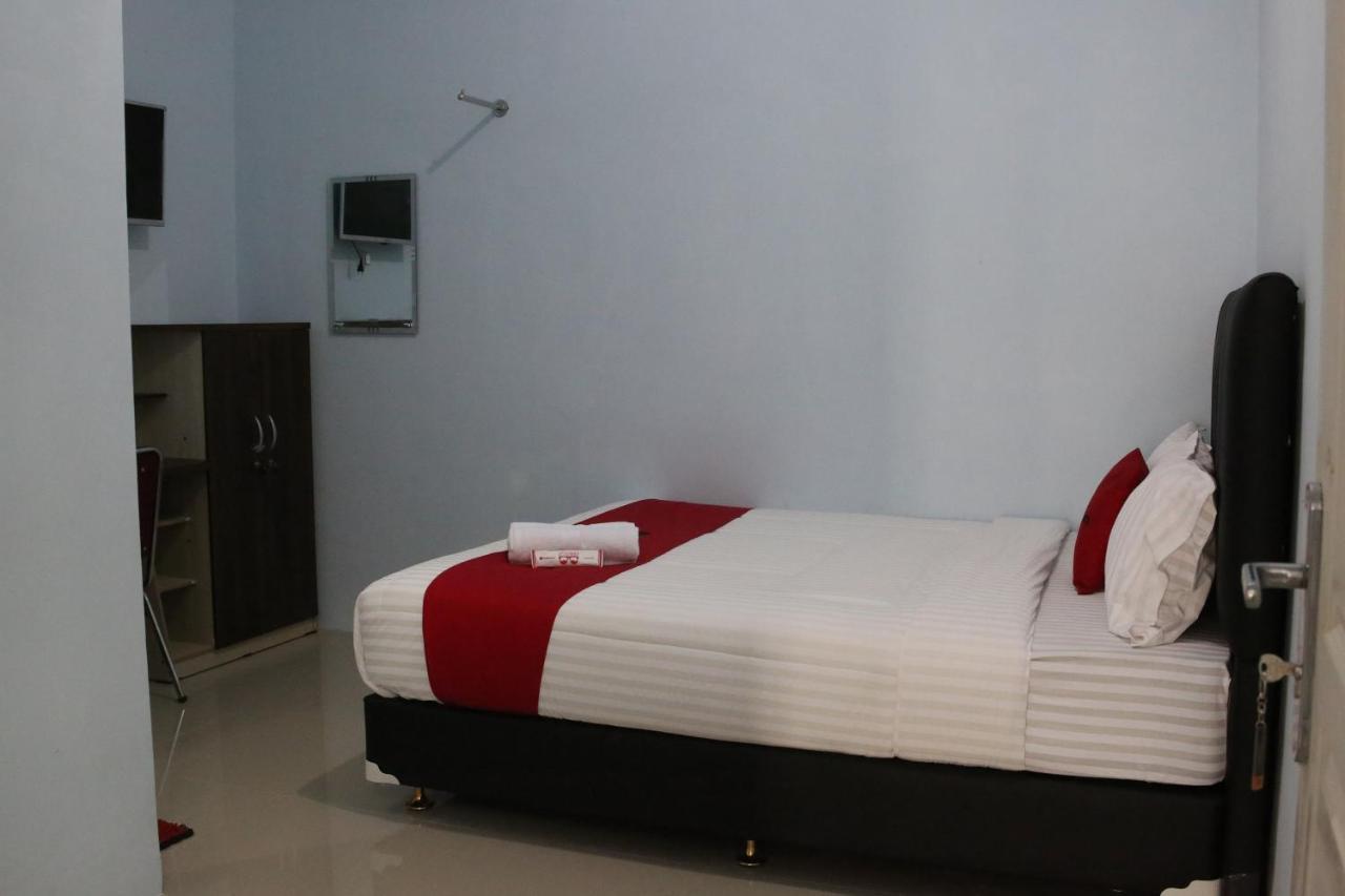 Reddoorz Syariah Near Suncity Mall Madiun Exteriör bild