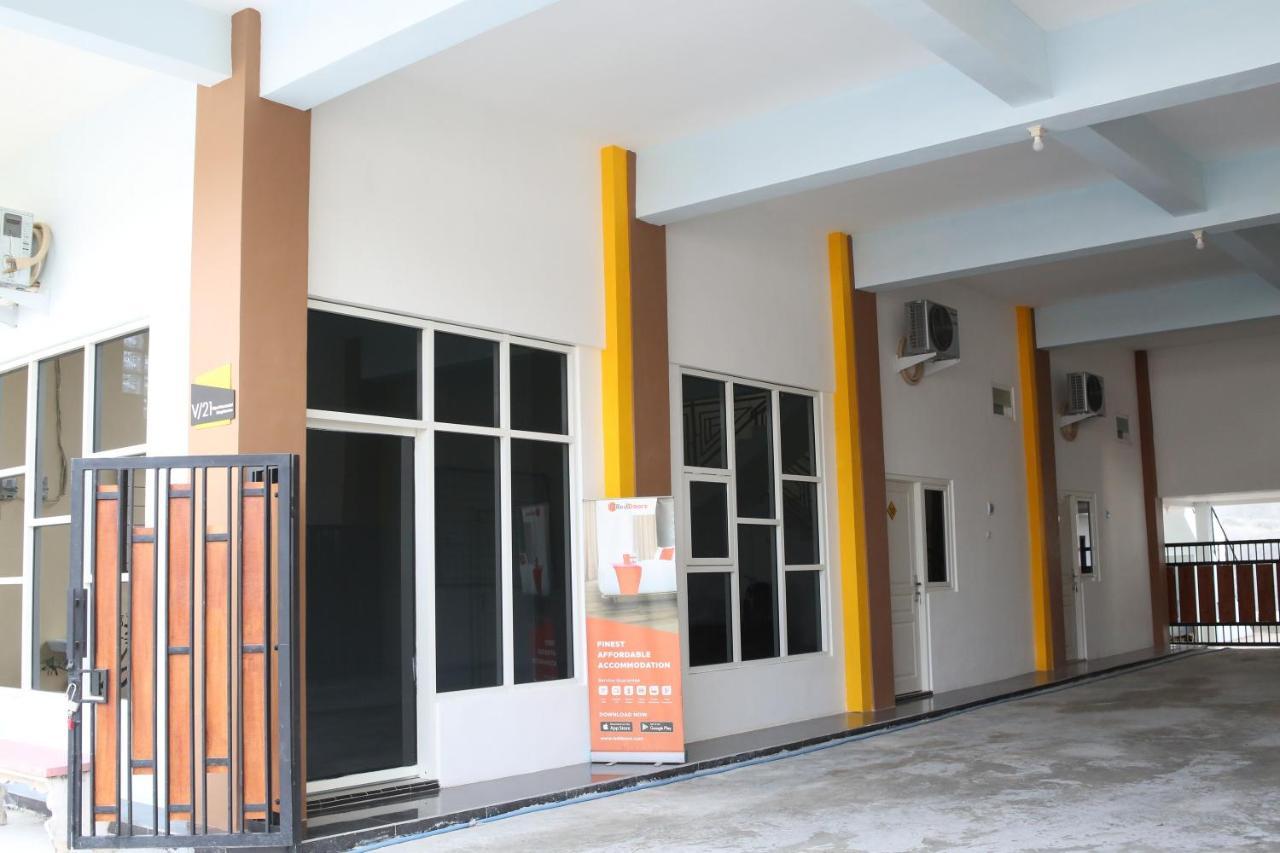 Reddoorz Syariah Near Suncity Mall Madiun Exteriör bild